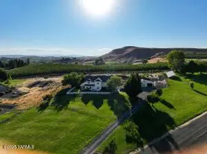 620 Tibbling Rd, Selah, WA 98942 - Image #2
