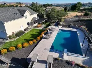 620 Tibbling Rd, Selah, WA 98942 - Image #3