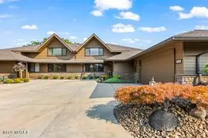 101 N 48th Ave #45B, Yakima, WA 98908