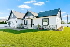 7004 Vista Ridge Ave, Yakima, WA 98903 - Image #2