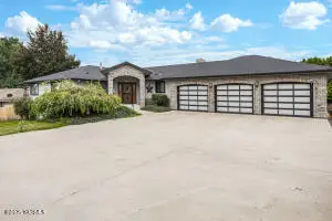 604 N 53rd Ave, Yakima, WA 98908 - Image #2