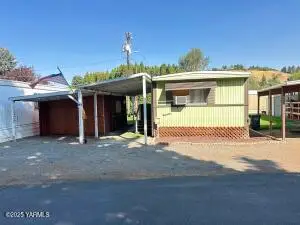 451 Pence Rd #35, Yakima, WA 98908 - Image #1