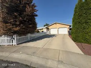 2805 Loren Ct, Yakima, WA 98902 - Image #1