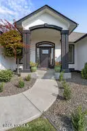 765 Dixie Dr, Selah, WA 98942 - Image #3