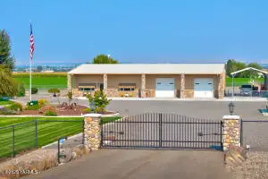 2101 Forsell Rd, Grandview, WA 98930 - Image #2