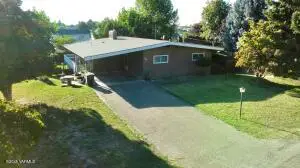 504 Hedrick Pl, Grandview, WA 98930