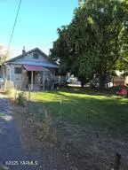 308 N Wenas Rd, Selah, WA 98942 - Image #1
