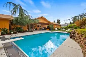 5309 Englewood Hill Dr, Yakima, WA 98908