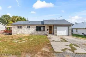 1407 S 20th Ave, Yakima, WA 98902