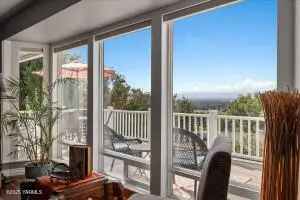 618 Country Club Dr, Yakima, WA 98901 - Image #1