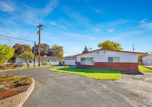 4602 Englewood Ave, Yakima, WA 98908