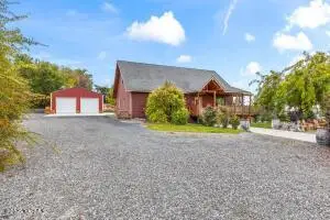 233 Tibbling Rd, Selah, WA 98942 - Image #2