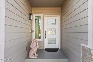 304 Rainier Dr, Yakima, WA 98908 - Image #3