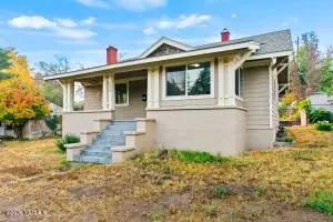 2214 Summitview Ave, Yakima, WA 98902