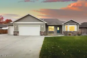 8602 W Arlington St, Yakima, WA 98908 - Image #1