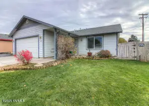 102 Rainier Ave, Moxee, WA 98936 - Image #2