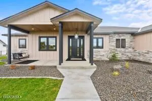 657 Friedline Rd, Yakima, WA 98908 - #3