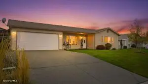 2124 S 67th Ave, Yakima, WA 98903