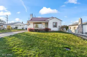304 N 35th Ave, Yakima, WA 98902