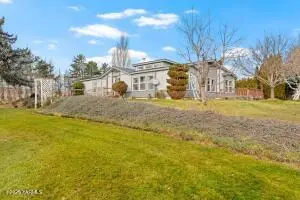 1880 Franklin Rd, Tieton, WA 98947 - Image #3