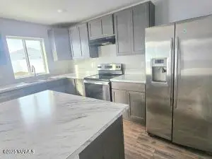 203 N Birch St, Tieton, WA 98947 - #3