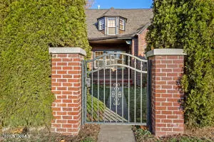 2307 Summitview Ave, Yakima, WA 98902 - Image #3