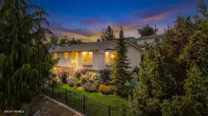 235 Ridgeway Dr, Yakima, WA 98901 - Image #1