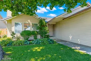 315 S 76th Ave, Yakima, WA 98908