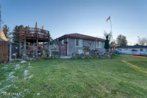 1206 W 2nd St, Grandview, WA 98930 - Image #2