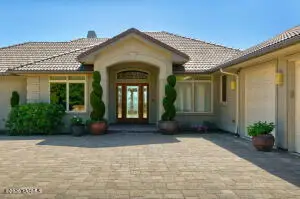 616 N 65th Ave, Yakima, WA 98908 - #2