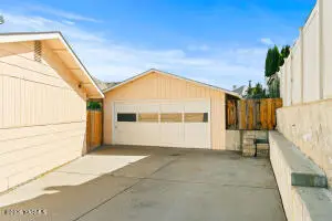 708 Daugherty Pl, Selah, WA 98942 - #2