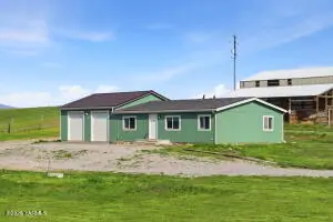 201 Gopher Rd, Selah, WA 98942 - #1