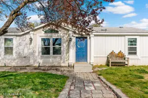 101 Northstone Pky, Zillah, WA 98953 - #2