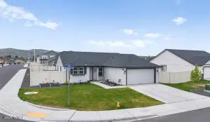 6102 Whatcom Ave, Yakima, WA 98903 - #1