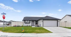 6102 Whatcom Ave, Yakima, WA 98903 - #2