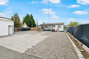 1913 S 10th Ave, Union Gap, WA 98903 - #3