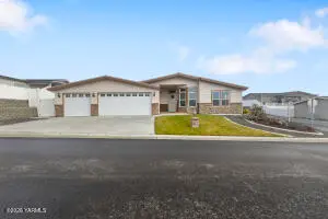 200 Bridle Way #157, Yakima, WA 98901 - Image #1