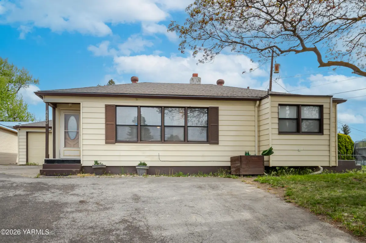 4413 Terrace Heights Dr, Yakima, WA 98901 - #1