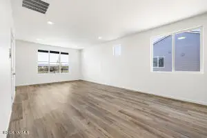 313 Amberly Ave Ave, Grandview, WA 98930 - #3