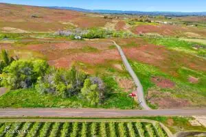 13201 Marble Rd, Yakima, WA 98908 - #1