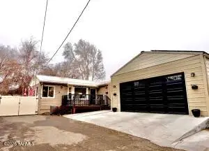 3208 Summitview Ave, Yakima, WA 98902 - Image #1