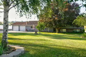 10903 Tieton Dr, Yakima, WA 98908 - Image #2