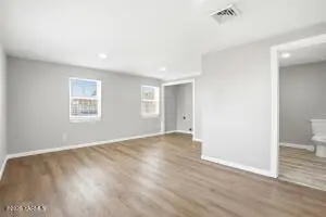 1301 N 2nd St, Yakima, WA 98901 - #3