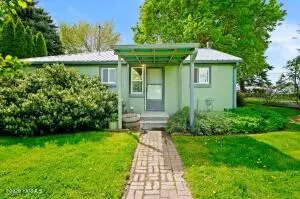 70 Old Stage Way, Yakima, WA 98908
