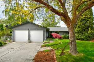 1404 S 49th Pl, Yakima, WA 98908 - #2