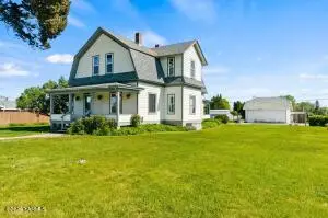 602 W Blvd N, Granger, WA 98932