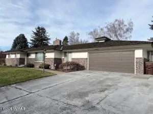 3805 Richey Rd, Yakima, WA 98902 - Image #1