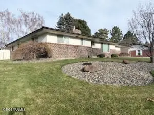 3805 Richey Rd, Yakima, WA 98902 - Image #2