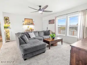 334 Lynwood Ln, Selah, WA 98942 - #3