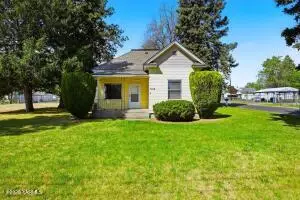 1102 S Fair Ave, Yakima, WA 98901
